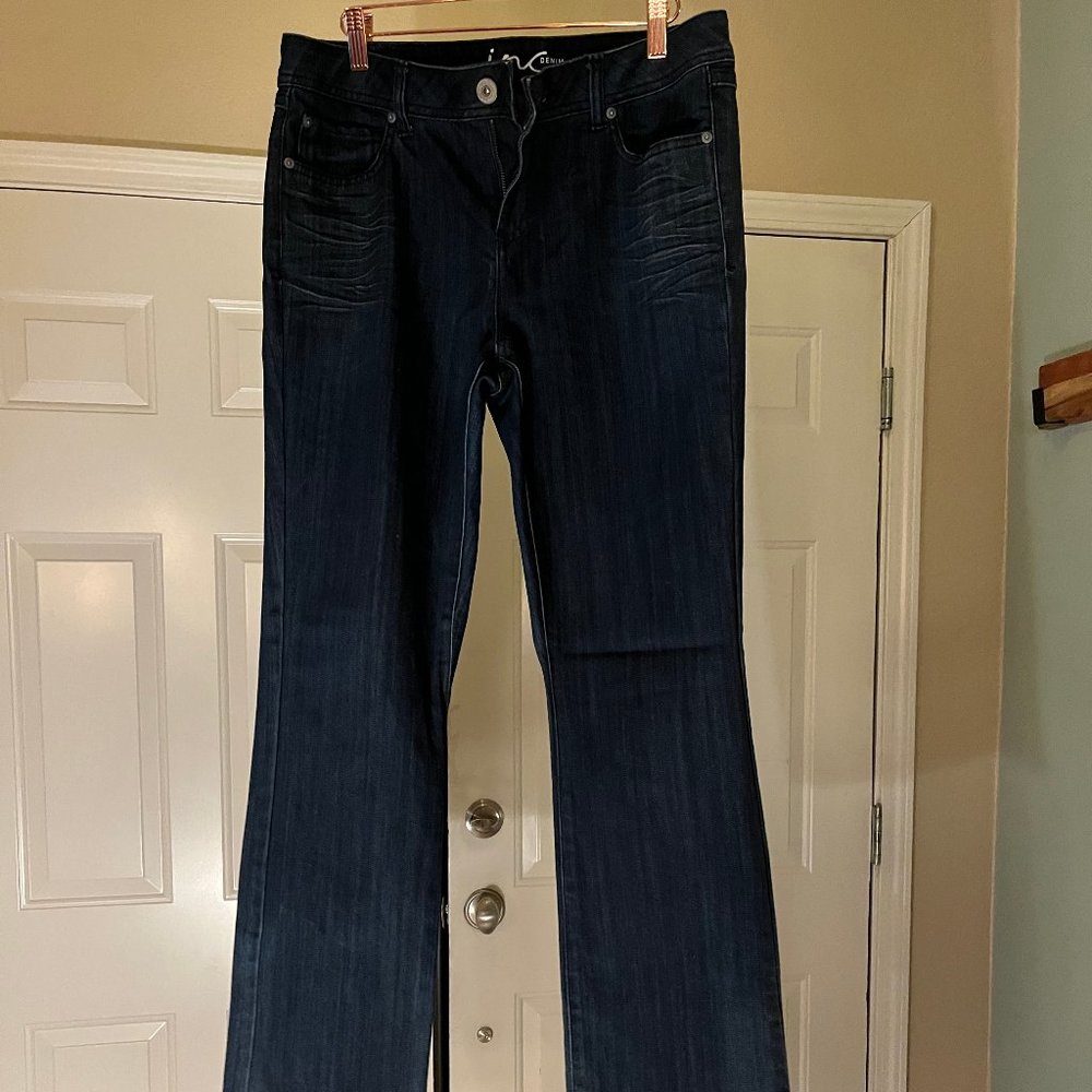 dark wash boot leg regular fit jean